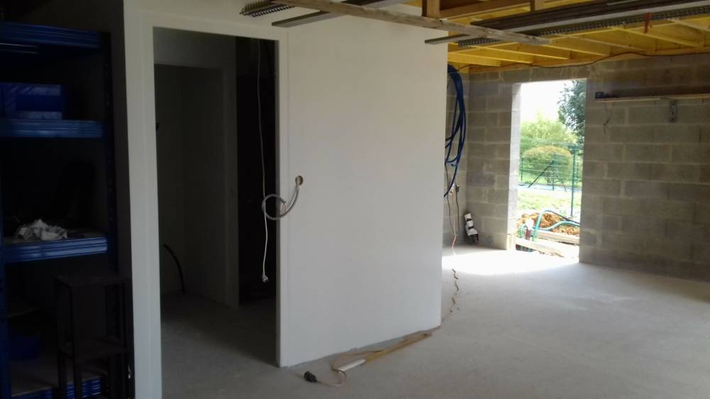 installation-cloture-beton